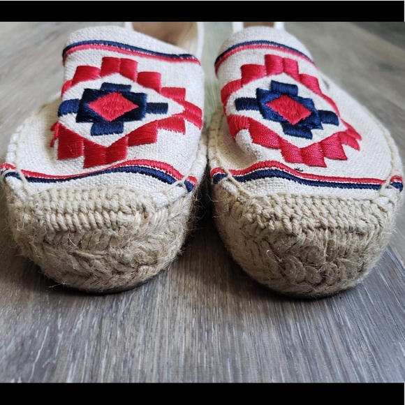 SOLUDOS EMBROIDERED ESPADRILLE - Picture 5 of 10